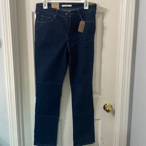 Levi’s Classic Straight Dark Wash Jeans NWT